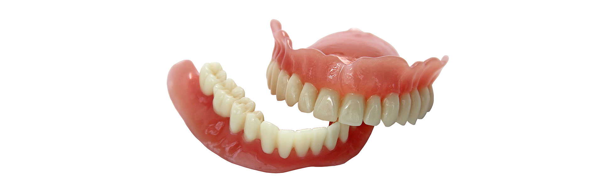 Unveiling the Unmatched Benefits of Opting for Dental Implants Over Traditional Dentures